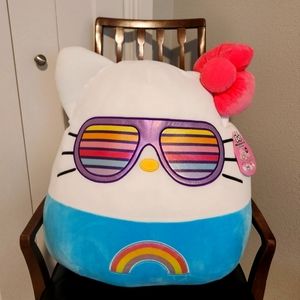 Hello Kitty Squishmallow